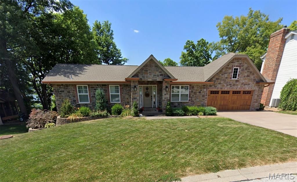 621 Woodchuck Lane , Lake Saint Louis, MO 63367 Main Photo