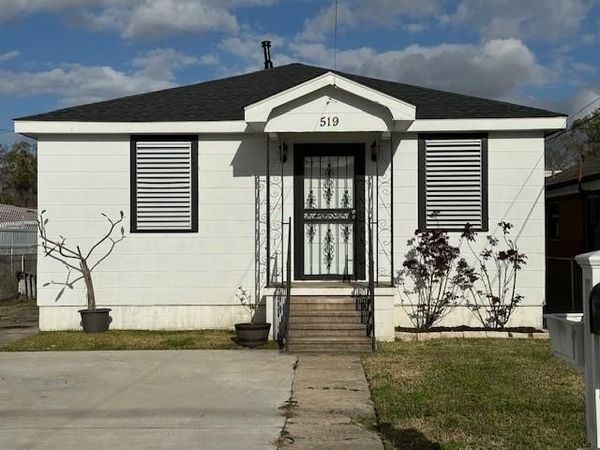 519 FARRINGTON Drive, Marrero, LA 70072