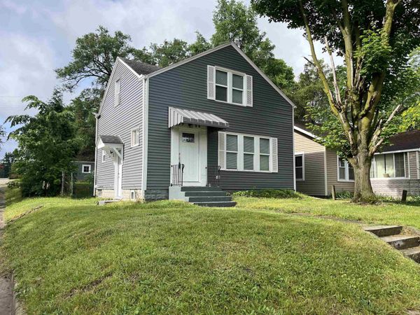 1738 E Bowman Street, South Bend, IN 46613