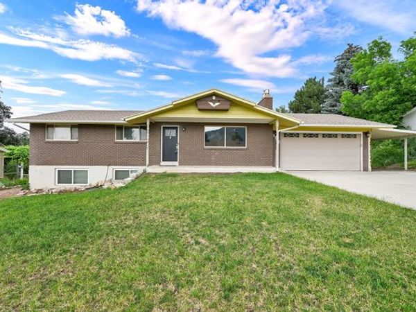 3207 N MOUNT LOMOND DR. W, North Ogden, UT 84414