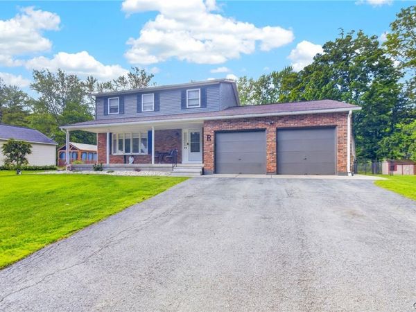 54 Whitford Avenue , Whitesboro, NY 13492