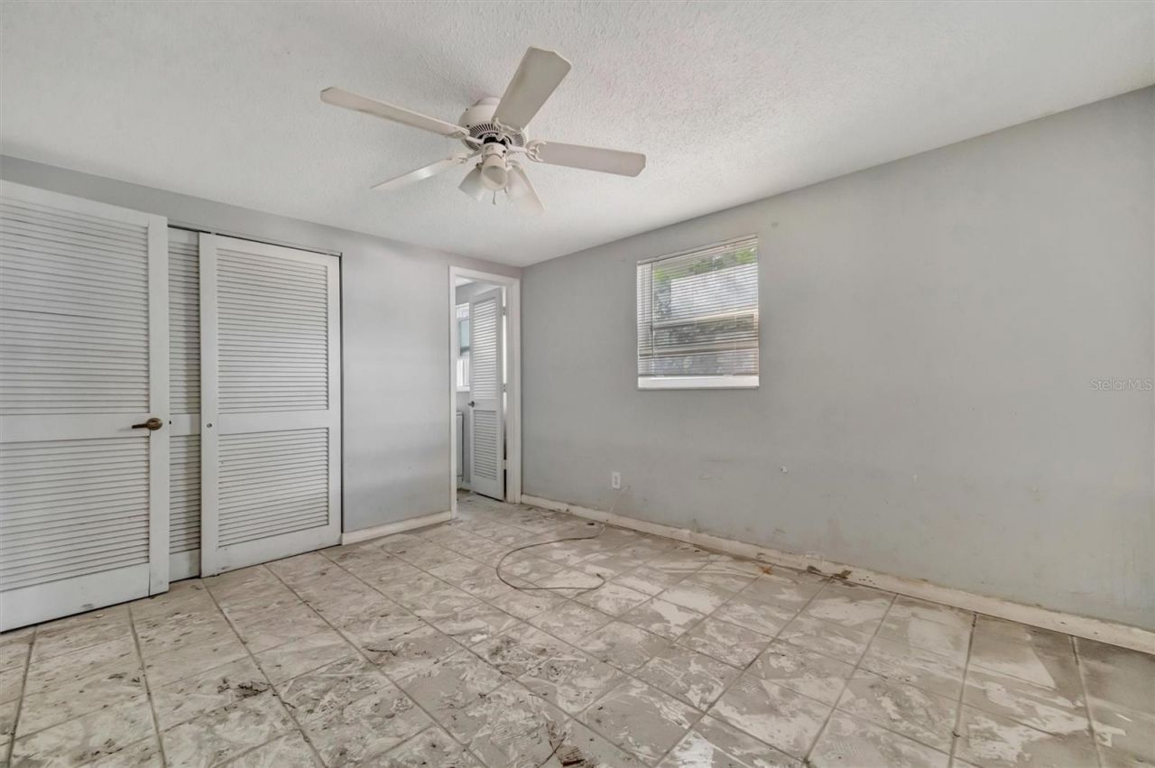 2404 Avenue A , Bradenton Beach, FL 34217 Photo