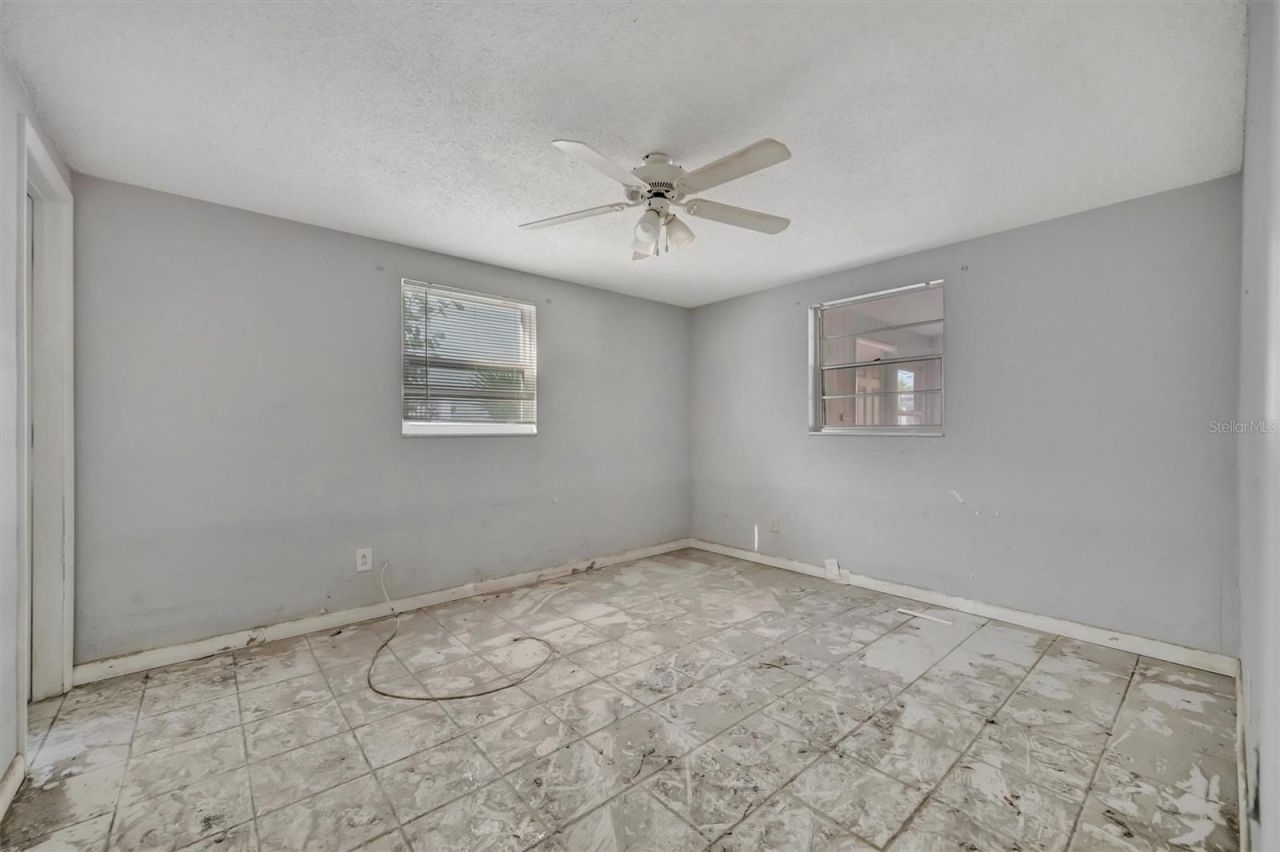 2404 Avenue A , Bradenton Beach, FL 34217 Photo