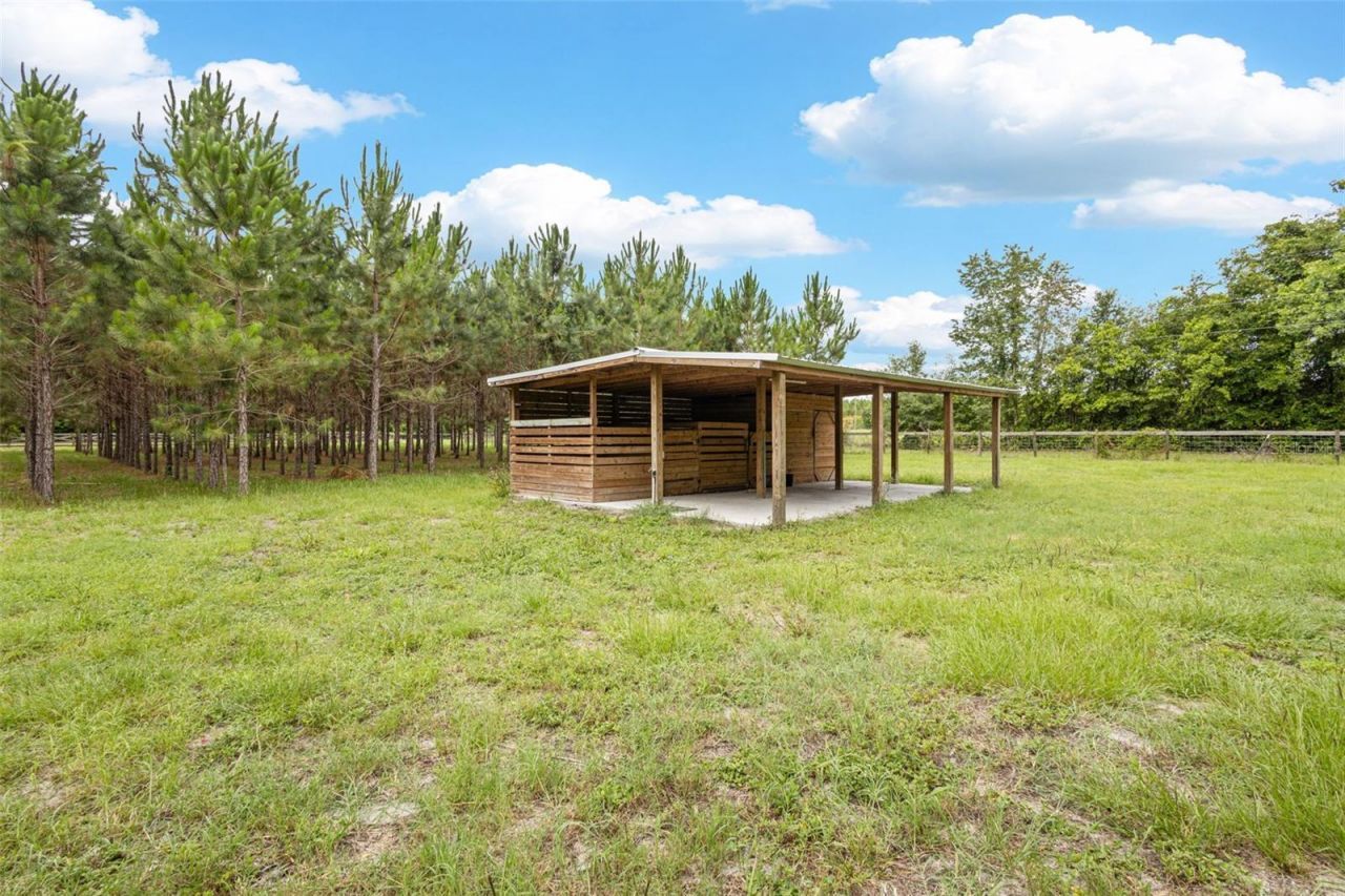 7251 NW 40th Street , Chiefland, FL 32626 Photo