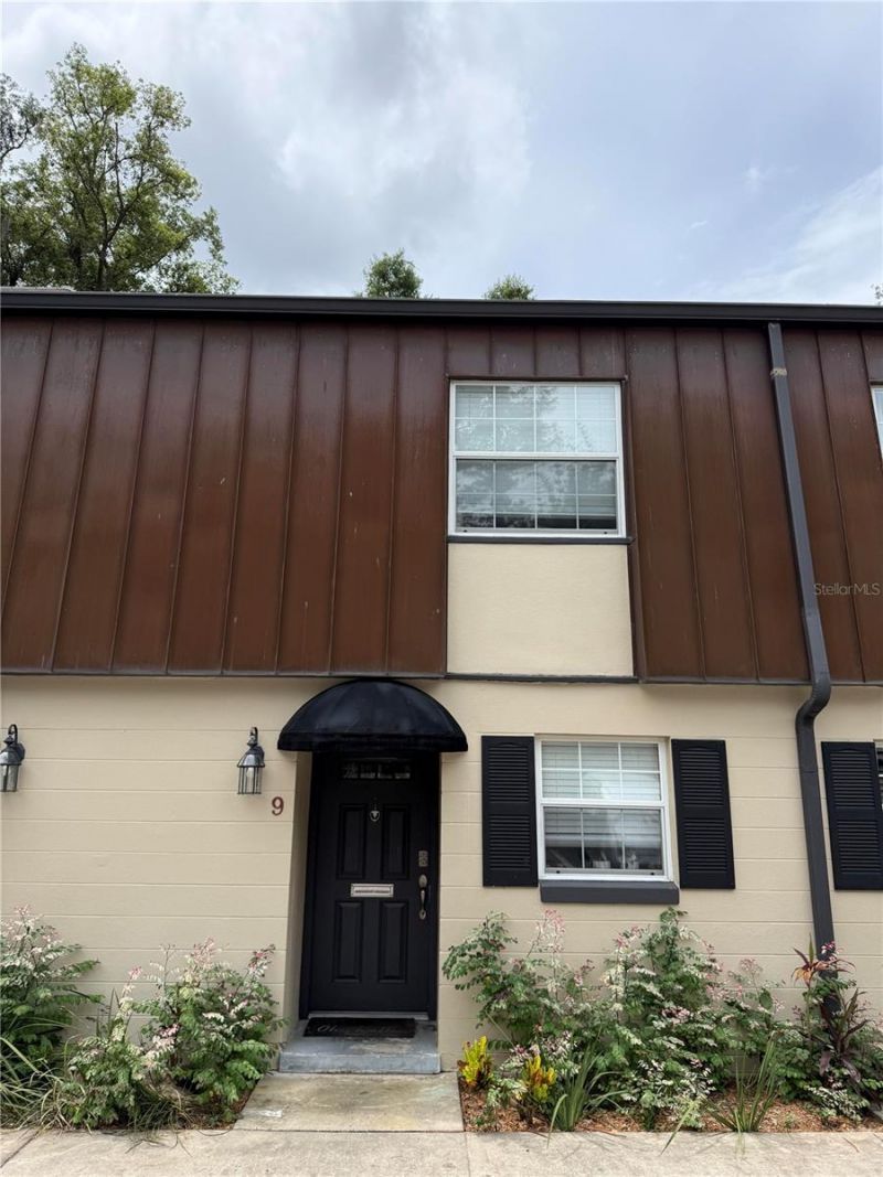 621 Cathcart Avenue, Unit 9, Orlando, FL 32803 Main Photo