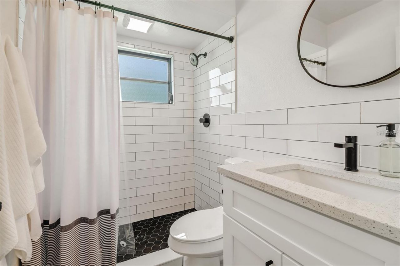 4711 Forest Glen Drive , North Fort Myers, FL 33903 Photo