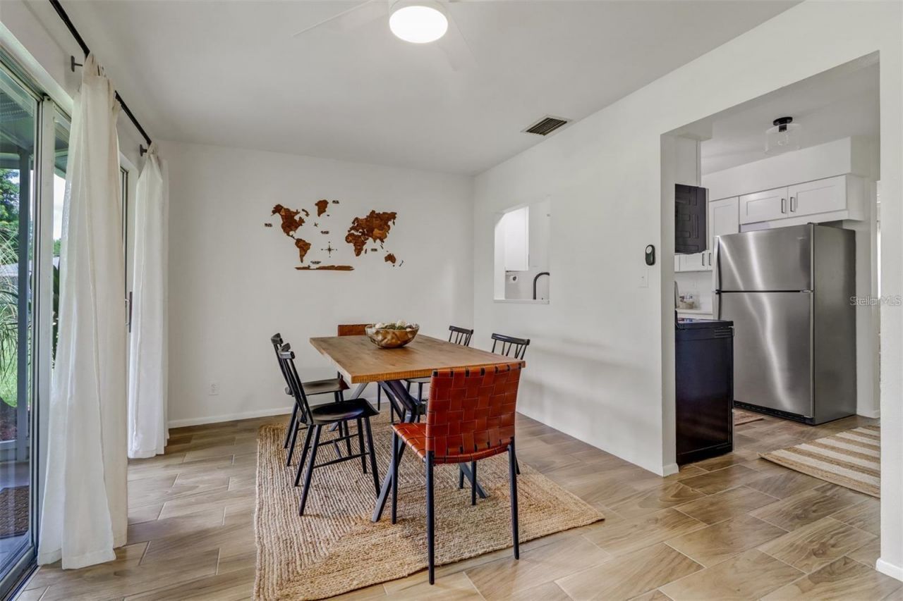 4711 Forest Glen Drive , North Fort Myers, FL 33903 Photo