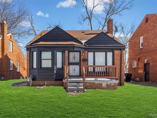 18282 Freeland Street , Detroit, MI 48235