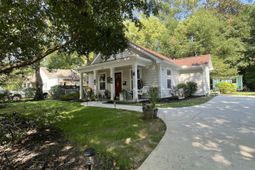 105 S Kaminski Street photo 4