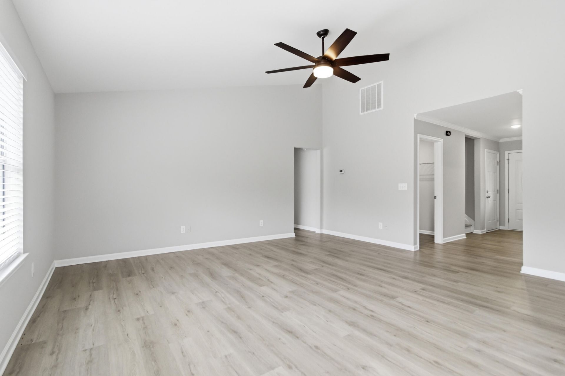 115 Remington Drive Photo 22