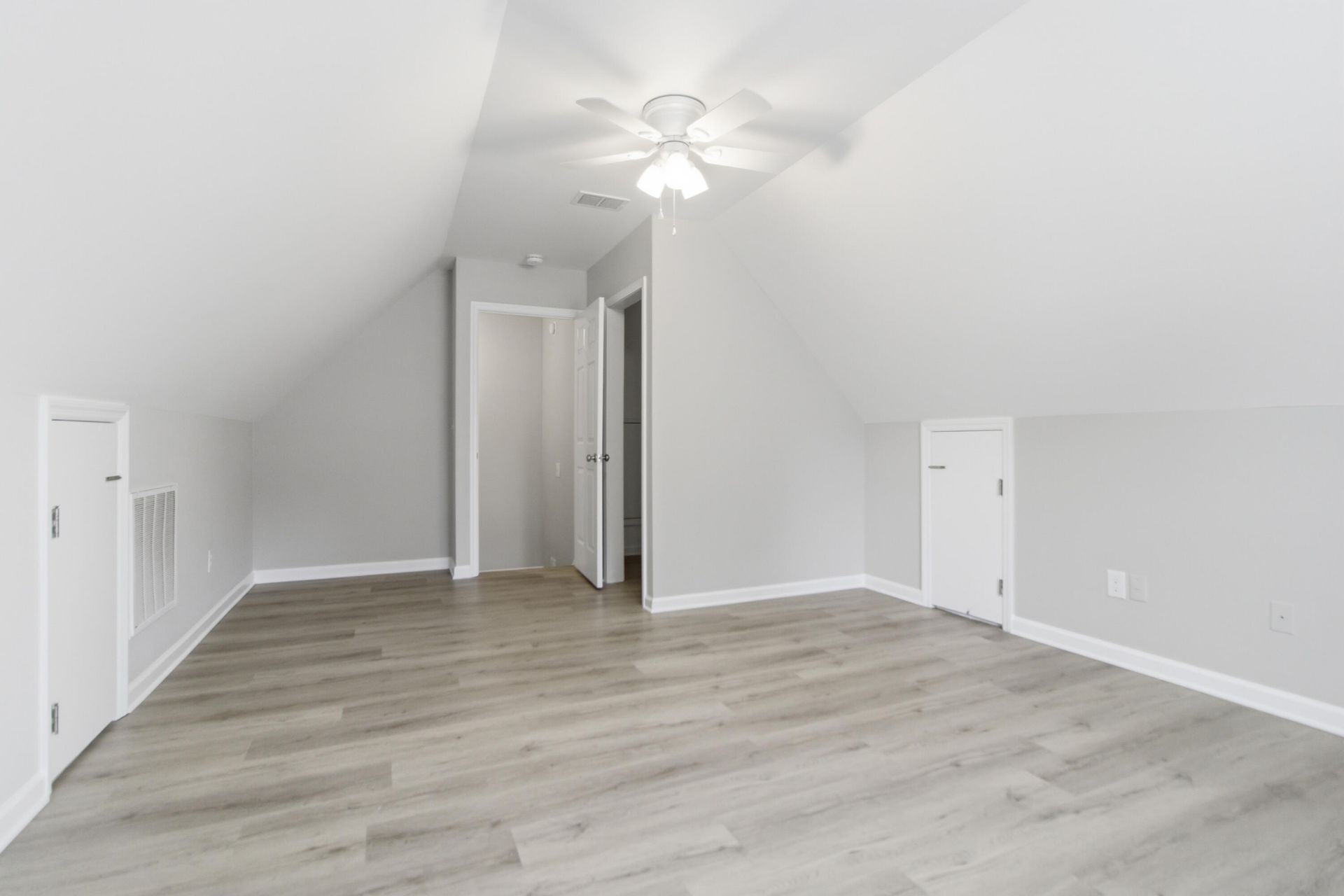 115 Remington Drive Photo 29