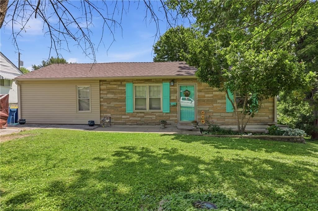 519 S Willow Avenue, Sugar Creek, MO 64053 Main Photo