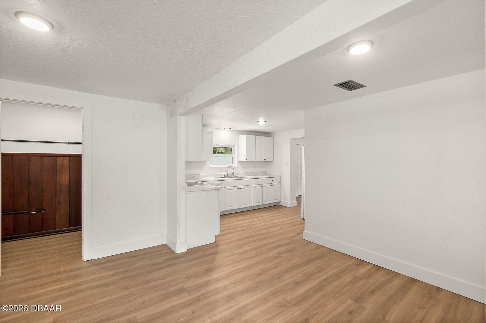 607 Wayne Avenue, New Smyrna Beach, FL 32168 Photo