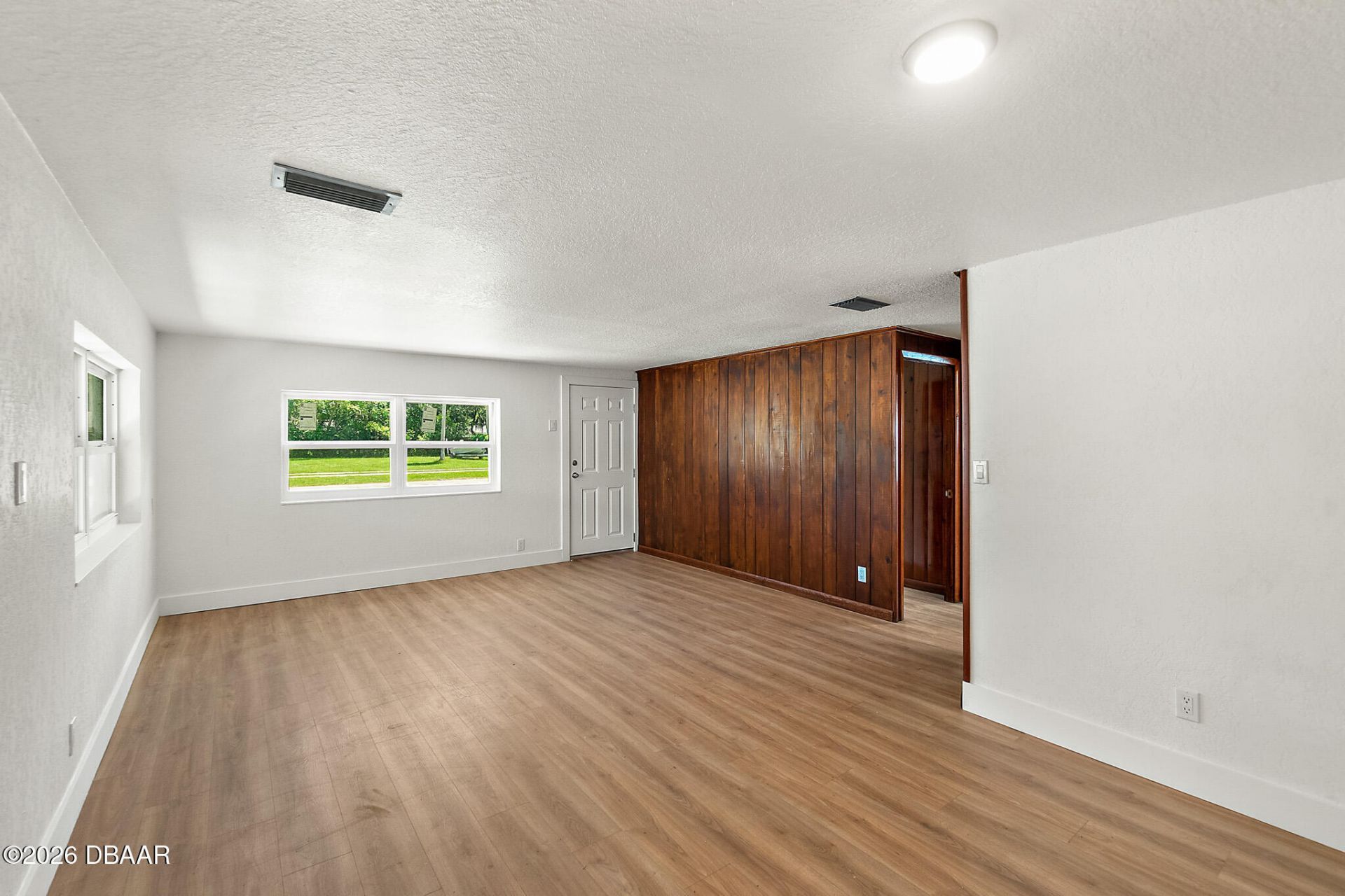 607 Wayne Avenue, New Smyrna Beach, FL 32168 Photo