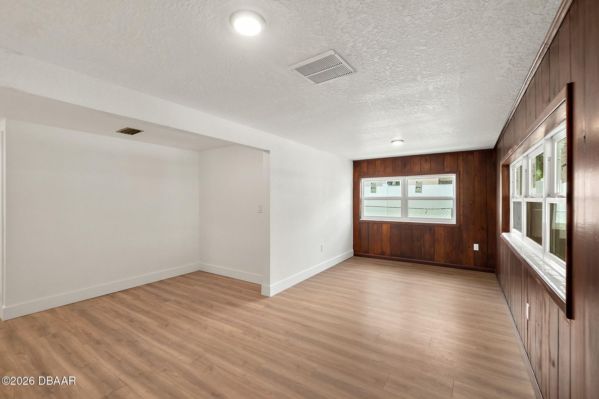607 Wayne Avenue, New Smyrna Beach, FL 32168 Photo