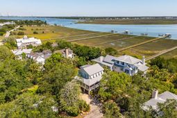 401 Seabreeze Lane photo 4
