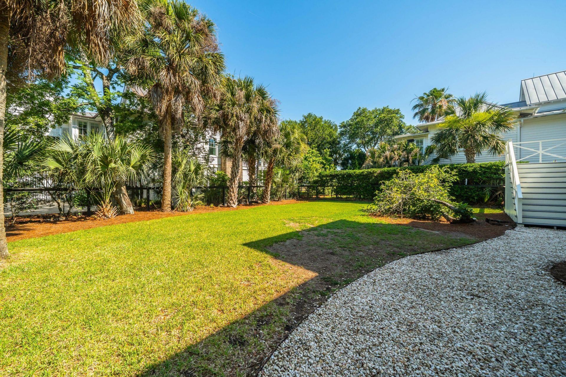 401 Seabreeze Lane Photo 33