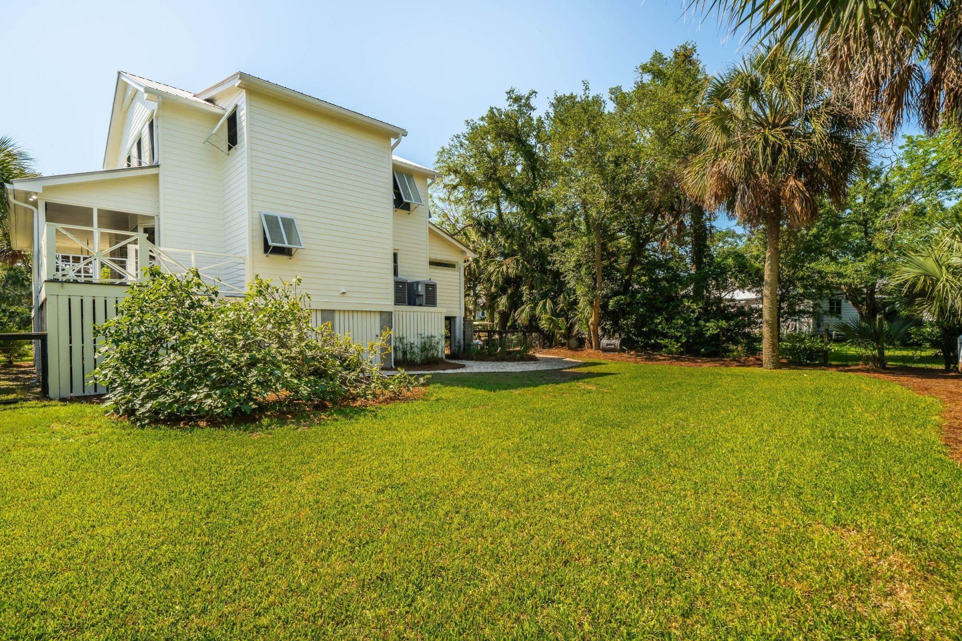401 Seabreeze Lane Photo 35
