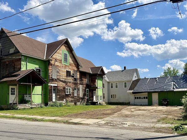21 North Street, Gloversville, NY 12078