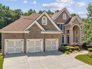 2905 Ivy Hill Drive, Buford, GA 30519