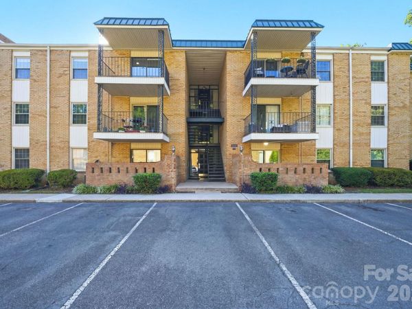 4739 Hedgemore Drive, Charlotte, NC 28209