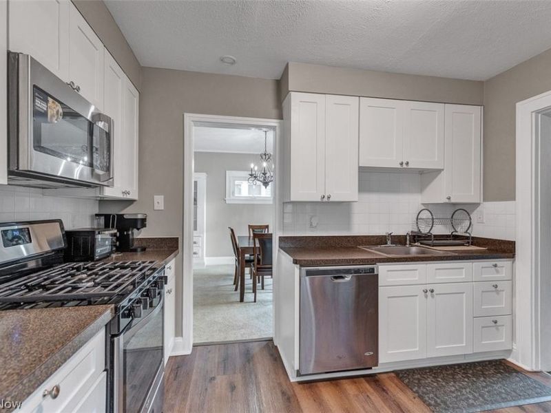 4458 W 48th Street, Cleveland, OH 44144 Photo 12