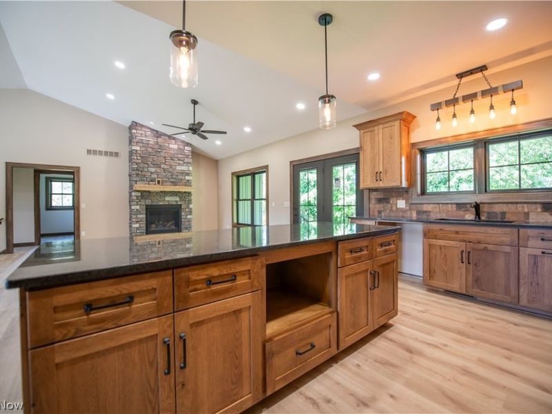 453 Shane Avenue, Waynesburg, OH 44688 Photo 10