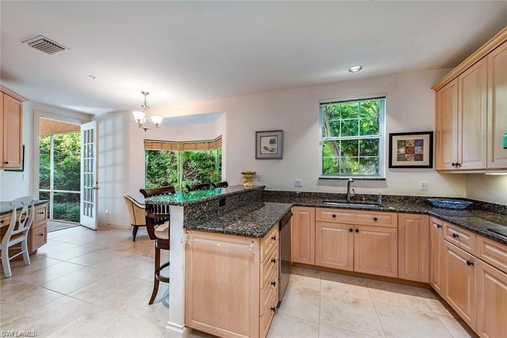 157 Colonade Cir , Unit 1002, Naples, FL 34103 Photo