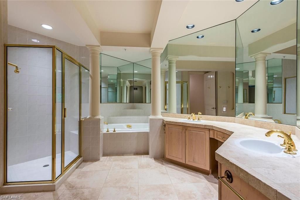 157 Colonade Cir , Unit 1002, Naples, FL 34103 Photo