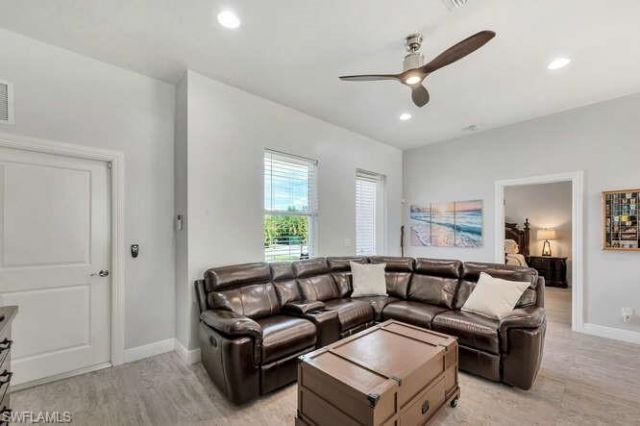 3196 Connecticut Ave, Naples, FL 34112 Photo