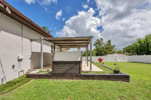 3196 Connecticut Ave, Naples, FL 34112 Photo