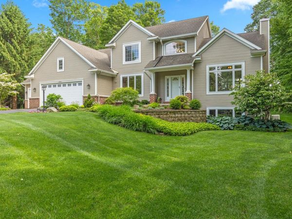 2840 Mary Nell Drive SW, Byron Center, MI 49315