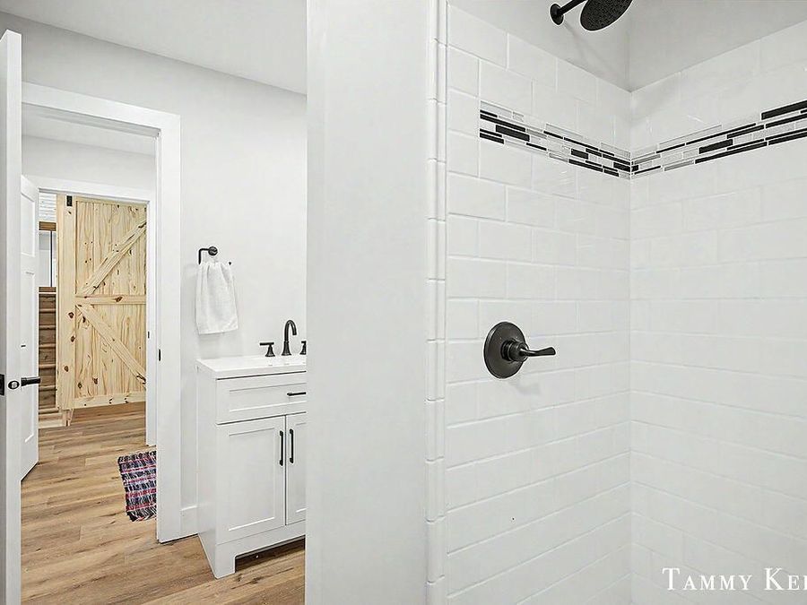 Property Image 64