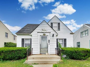 5141 N Octavia Avenue , Harwood Heights, IL 60706