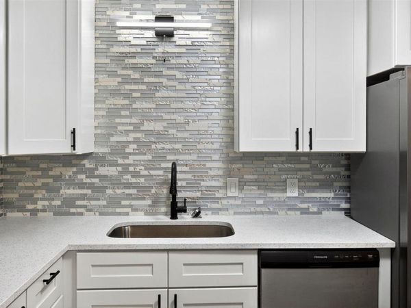5643 Green Circle Drive, Unit 108, Minnetonka, MN 55343