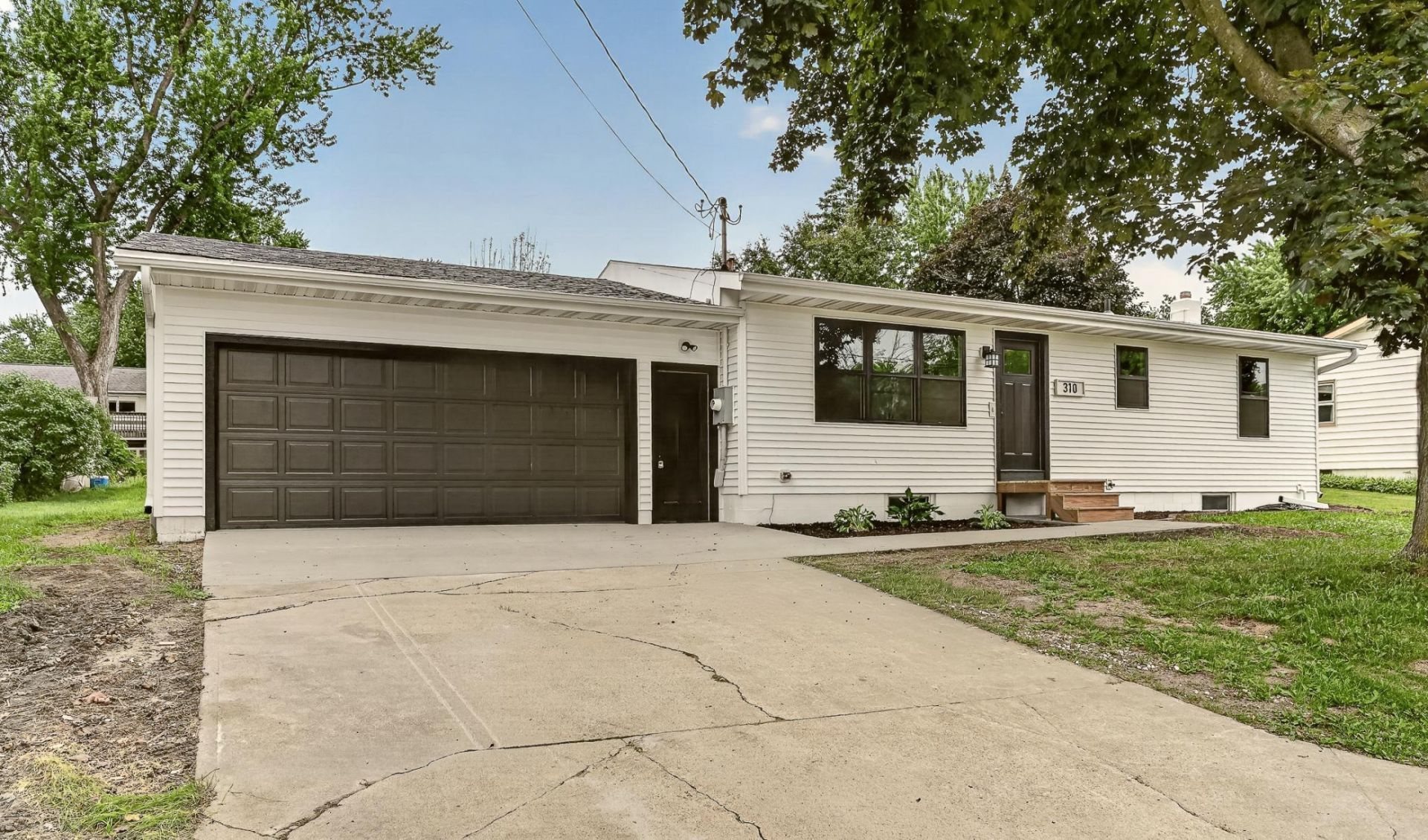 310 4th St NE, Byron, MN 55920