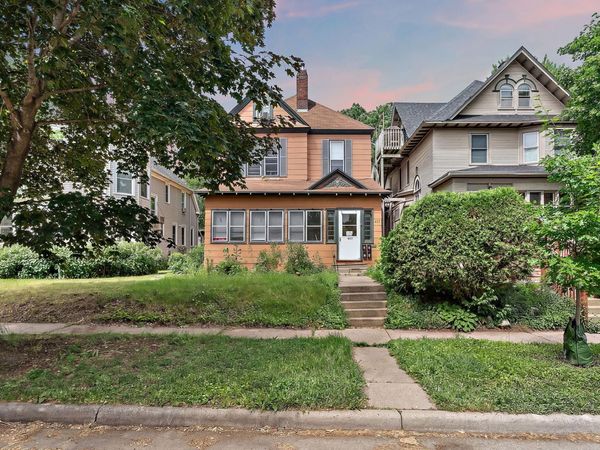 437 Wheeler Street N, Saint Paul, MN 55104