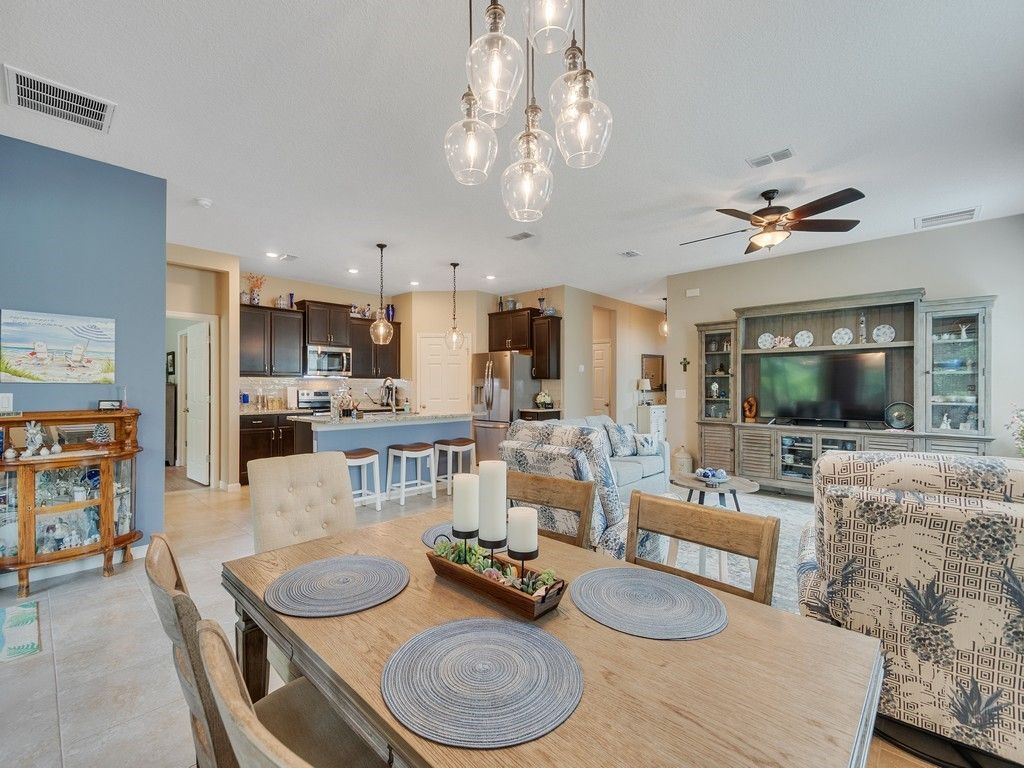 2543 Crowned Eagle Circle Sw, Vero Beach, FL 32962 Photo