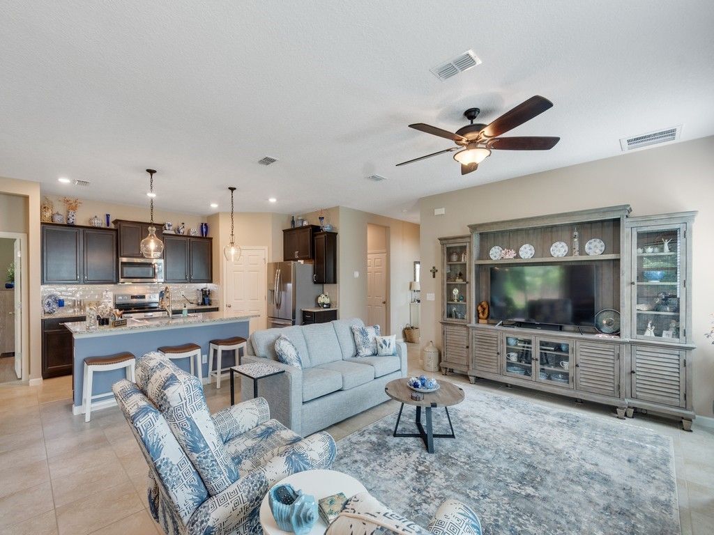 2543 Crowned Eagle Circle Sw, Vero Beach, FL 32962 Photo