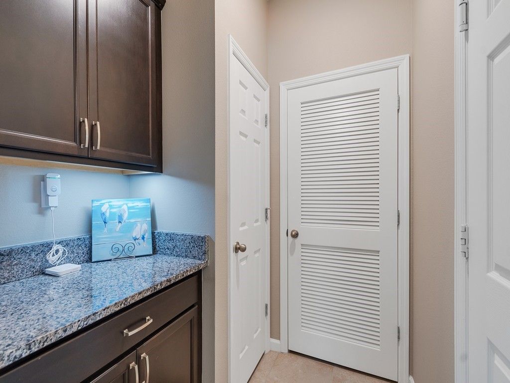 2543 Crowned Eagle Circle Sw, Vero Beach, FL 32962 Photo