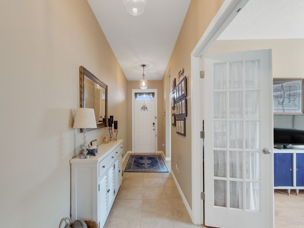 2543 Crowned Eagle Circle Sw, Vero Beach, FL 32962 Photo