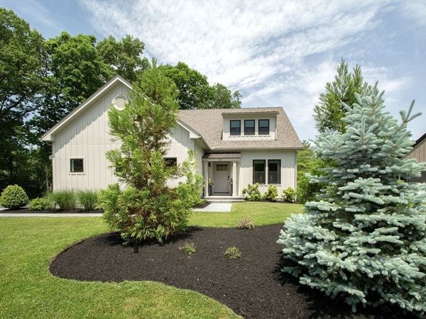 23 Kingston Street, Kingston, MA 02364