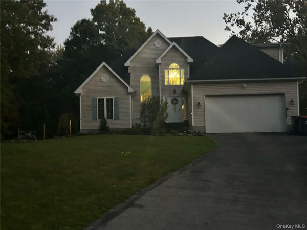 181 David Drive , Pleasant Valley, NY 12601