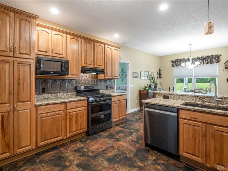2032 Hancock Court, Xenia, OH 45385 Photo 10