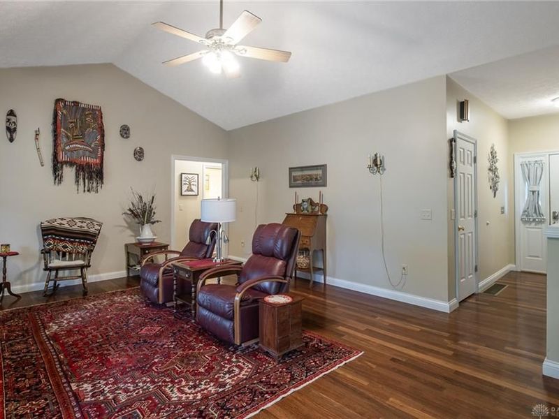 2032 Hancock Court, Xenia, OH 45385 Photo 5