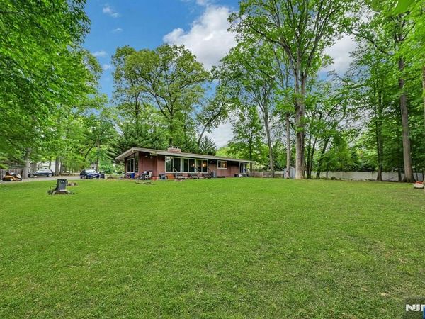 2009 Glen Avenue, Twp of Washington, NJ 07676
