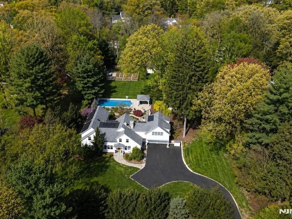 241 Grove Street, RAMSEY, NJ 07446