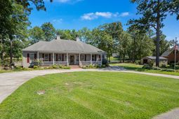 440 Chapel Creek Drive photo 4