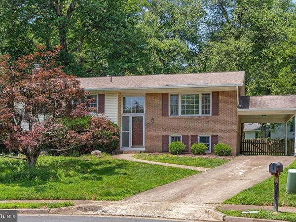 905 CAROLE COURT SE, VIENNA, VA 22180