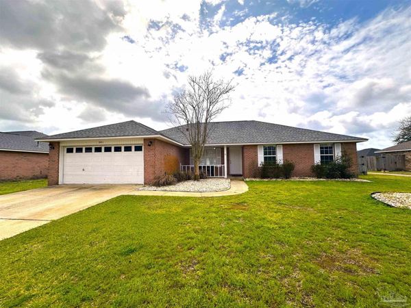 541 Batten Blvd, Pensacola, FL 32507
